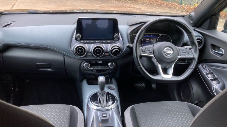 Nissan Juke 1.0 DiG-T 114 N-Connecta 5dr DCT Petrol Hatchback